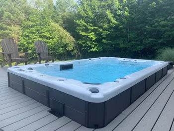 Spa de nage à poser ou à encastrer chocolat 6 places, CANADIAN SPA St lawrence 1
