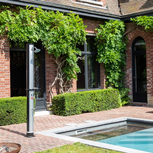 Douche solaire FIDGI noir et argent 35L